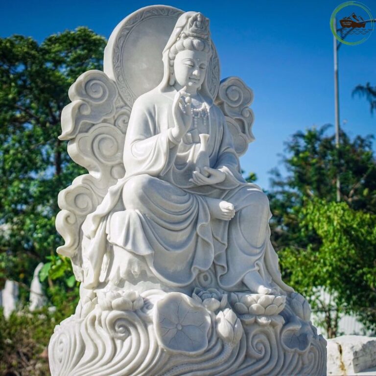 Tượng Quan Âm đá trắng tạo nên giá trị nghệ thuật