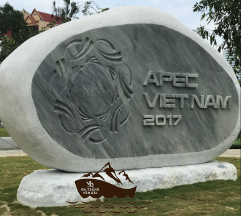Biển tên đá trắng tại Bắc Ninh