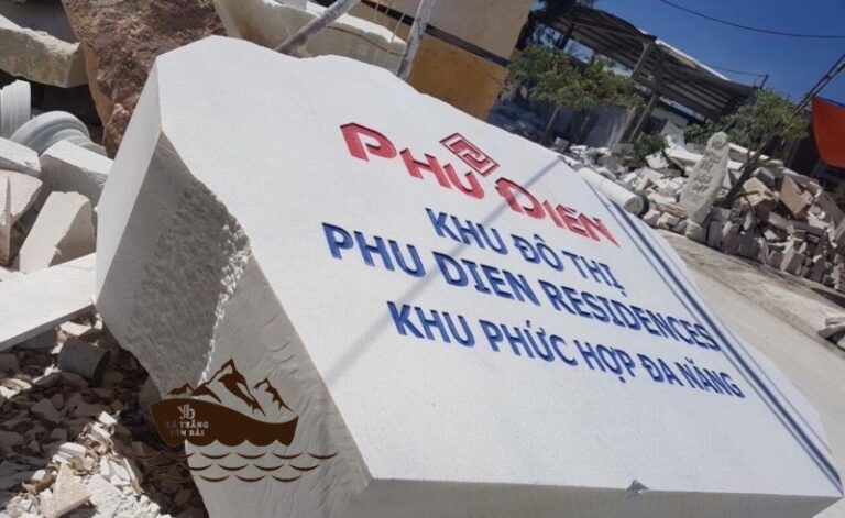 Biển tên đá trắng tại Phú Quốc