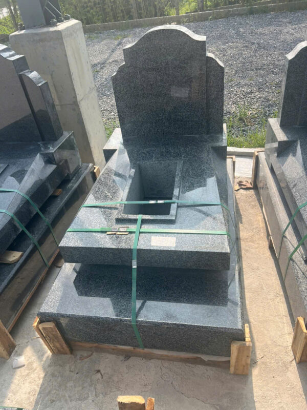 Mộ đá Granite