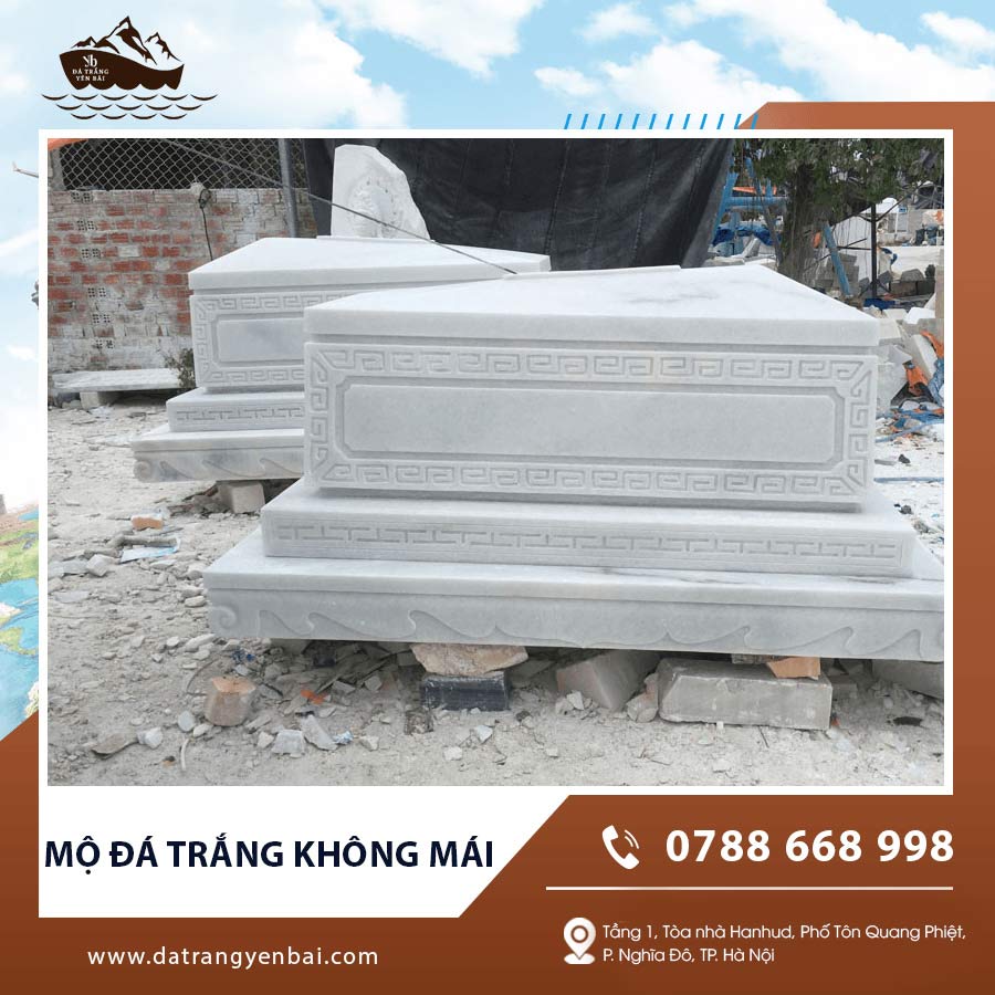 Mộ đá trắng có mái