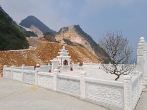 Mộ đá trắng chế tác theo yêu cầu — mẫu 7