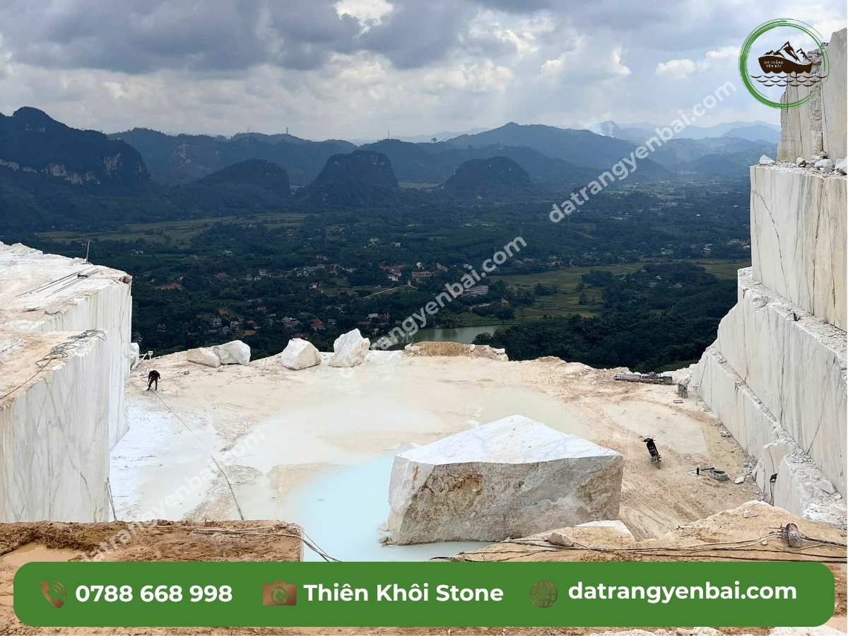 đá khối marble trắng Yên Bái tại mỏ Lục Yên khai thác trực tiếp