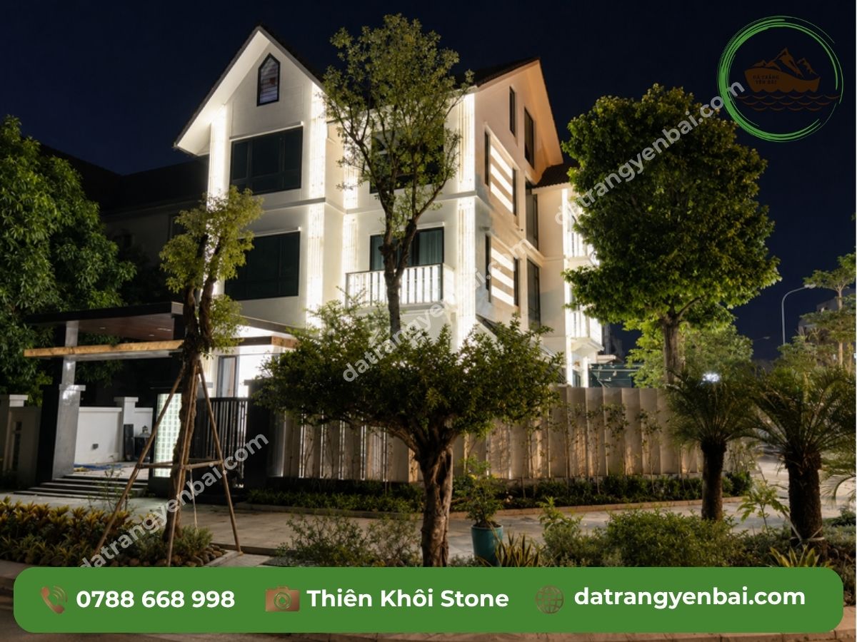 Biệt thự Sunny Garden Hà Nội ốp đá marble trắng Yên Bái xuyên sáng LED toàn cảnh mặt tiền